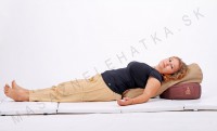 /album/maximalna-pohoda-pocas-meditacie-a-relaxacie-vdaka-vyrobkom-prana7/bolster-vankus-meditacia-1-jpg7/