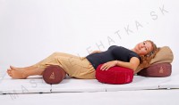 /album/maximalna-pohoda-pocas-meditacie-a-relaxacie-vdaka-vyrobkom-prana7/bolster-vankus-meditacia-3-jpg7/